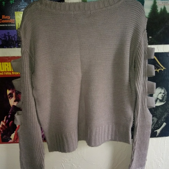 Sweater - Picture 3 of 3